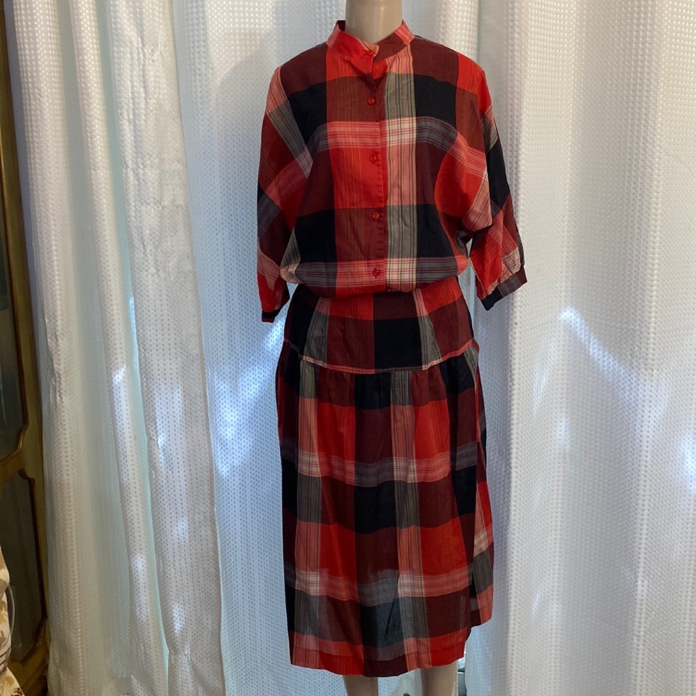 Vintage matching two piece skirt and top